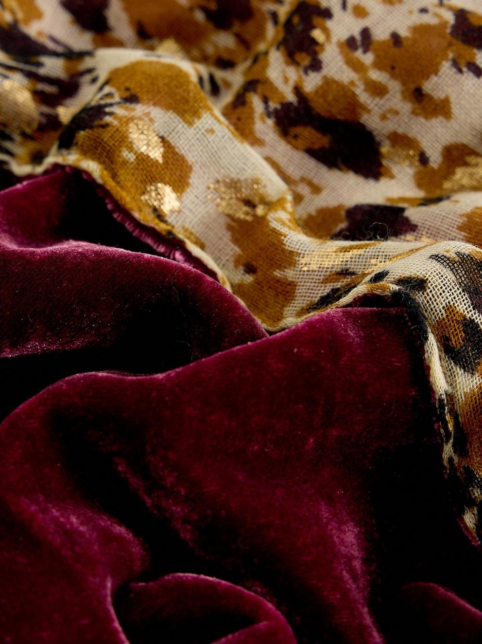 Velvet Print Scarf in PLUM PR - FLAT DETAIL