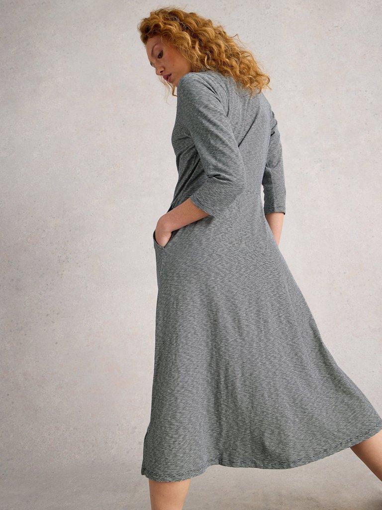 Rua Jersey Half Placket Dress in NAVY MULTI - MODEL BACK