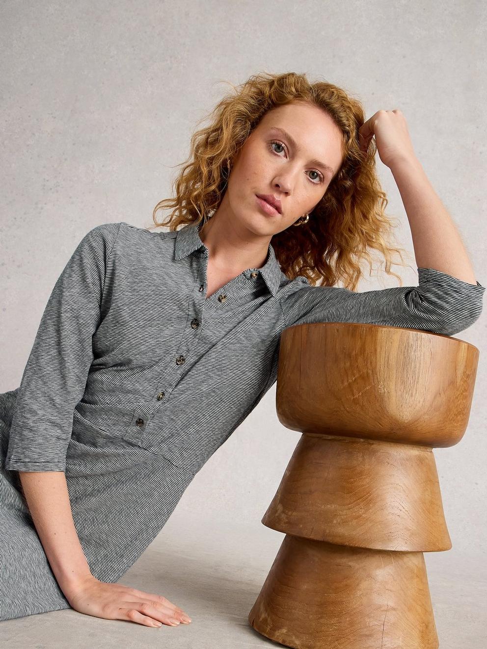 Rua Jersey Half Placket Dress in NAVY MULTI - MODEL DETAIL