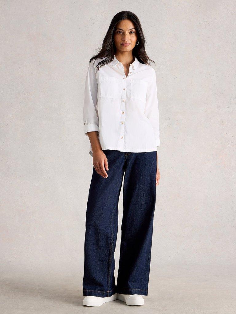 Sophie Cotton Poplin Shirt in NAT WHITE - MODEL FRONT