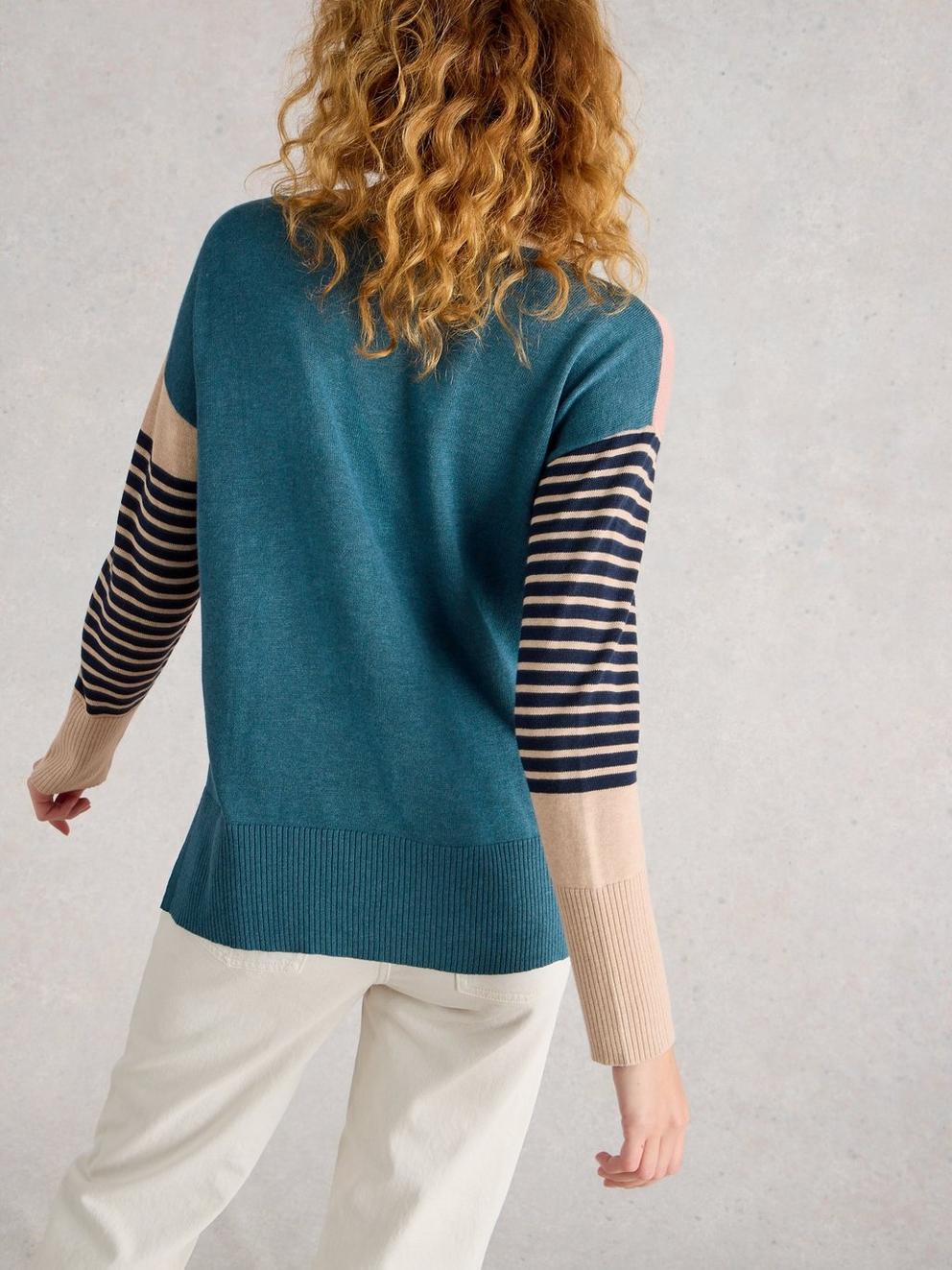 OLIVE CREW NECK HEART JUMPER in PINK MLT - MODEL BACK