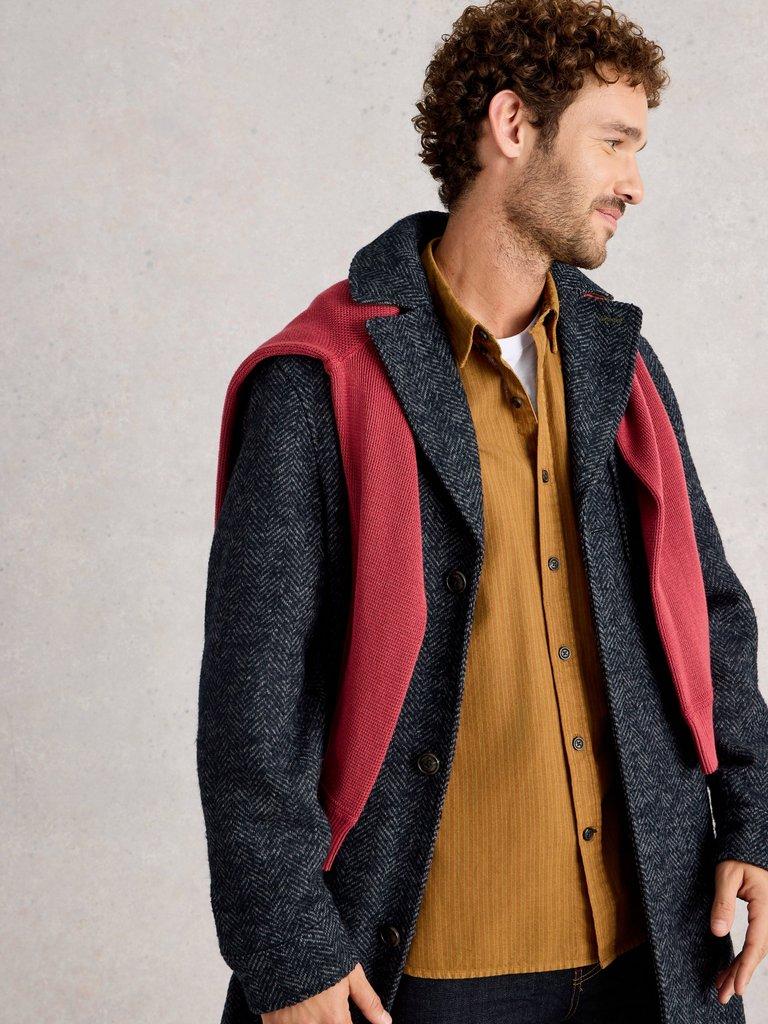 Herringbone Epsom Coat in DARK NAVY - MODEL DETAIL