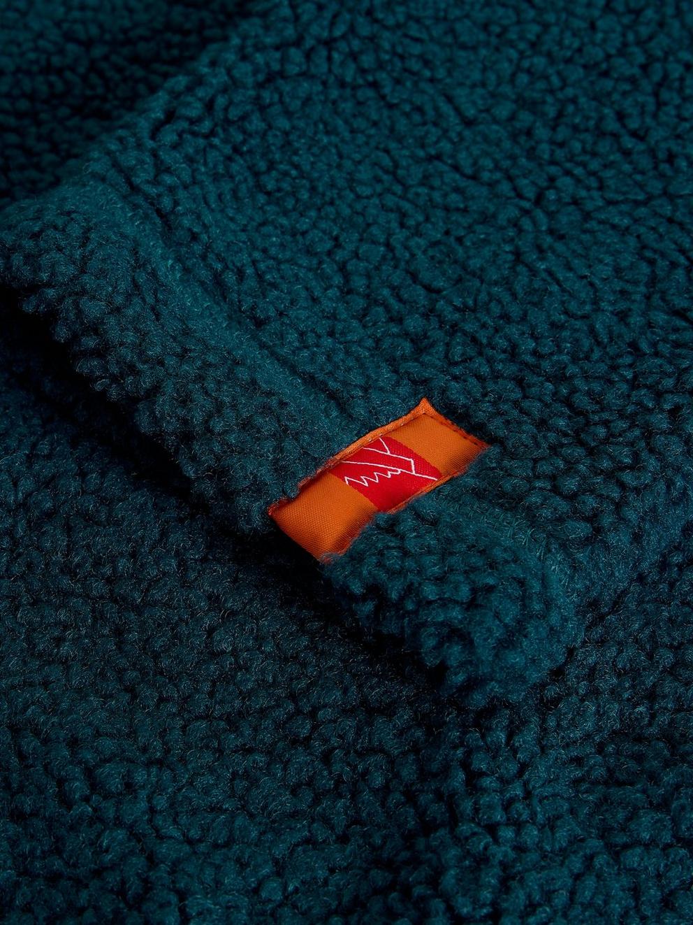 Borg Half Zip in MID TEAL - FLAT DETAIL