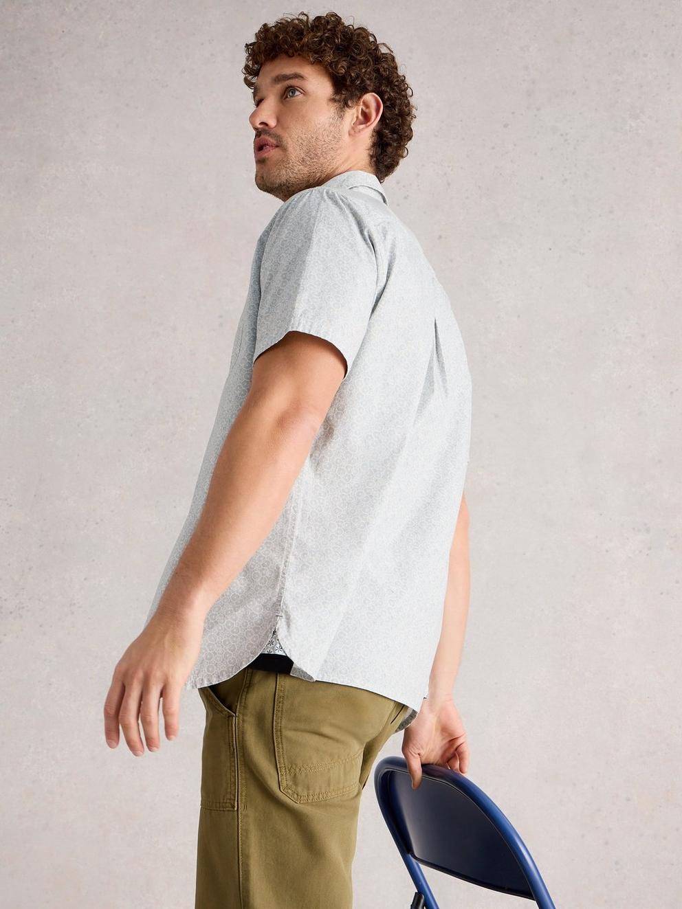 Finsbury Tyres SS Print Shirt in BLUE PR - MODEL BACK