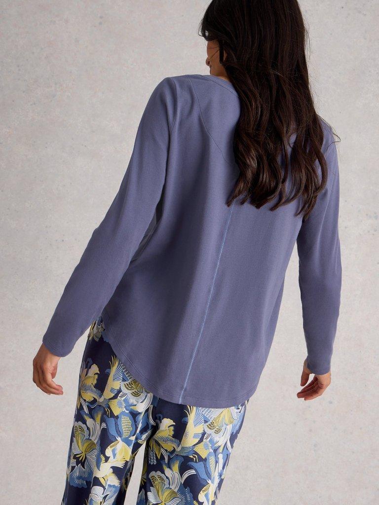 EVA PJ TOP JERSEY in DK PURPLE - MODEL BACK