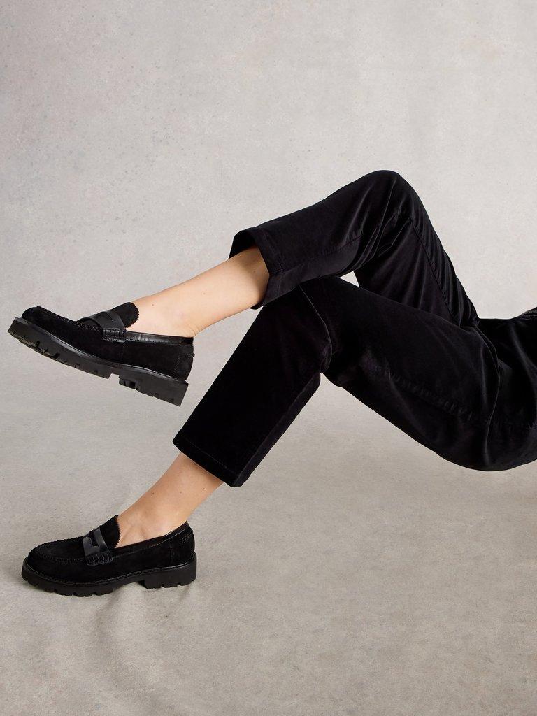 Savannah Velvet Trousers in PURE BLK - LIFESTYLE