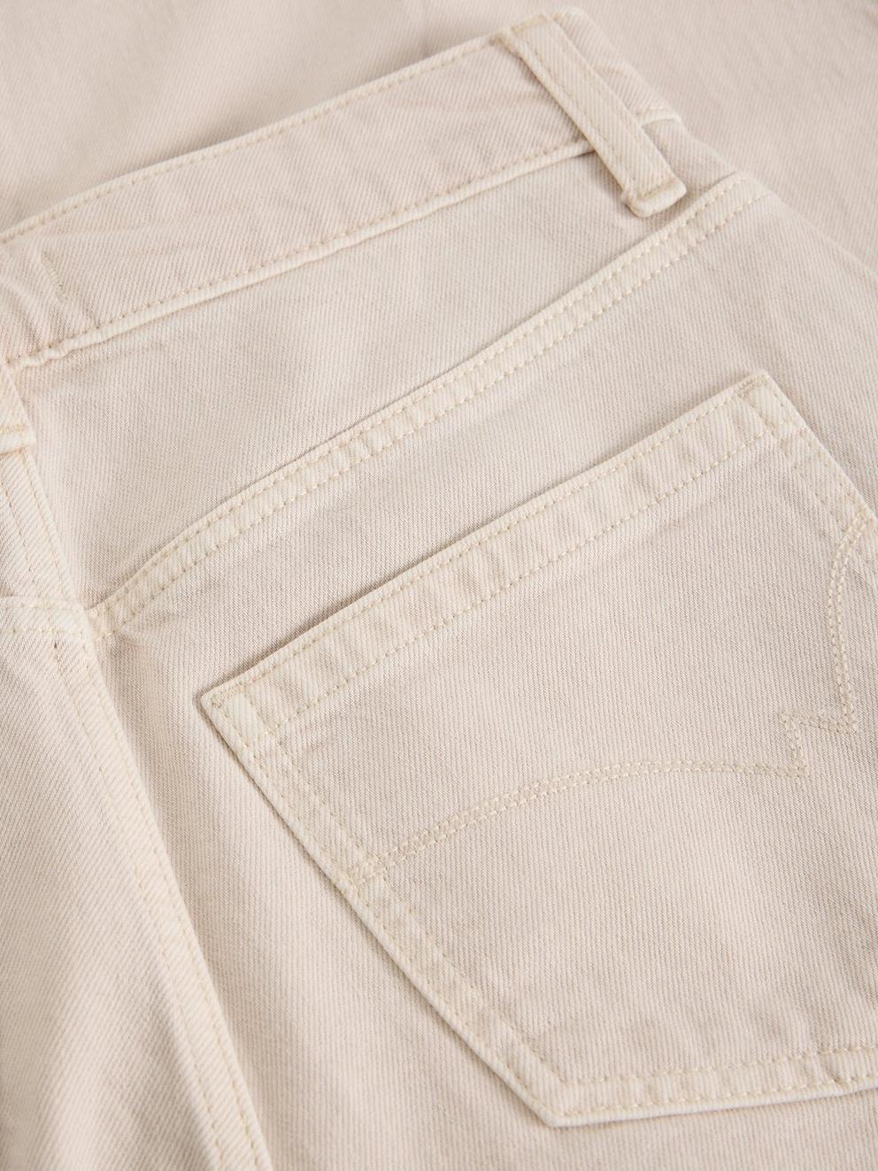 Aubrey Barrel Leg Jean  in NAT WHITE - FLAT DETAIL