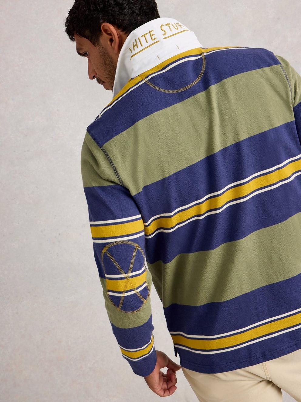 Rugby Sweat in GREEN MLT - MODEL BACK