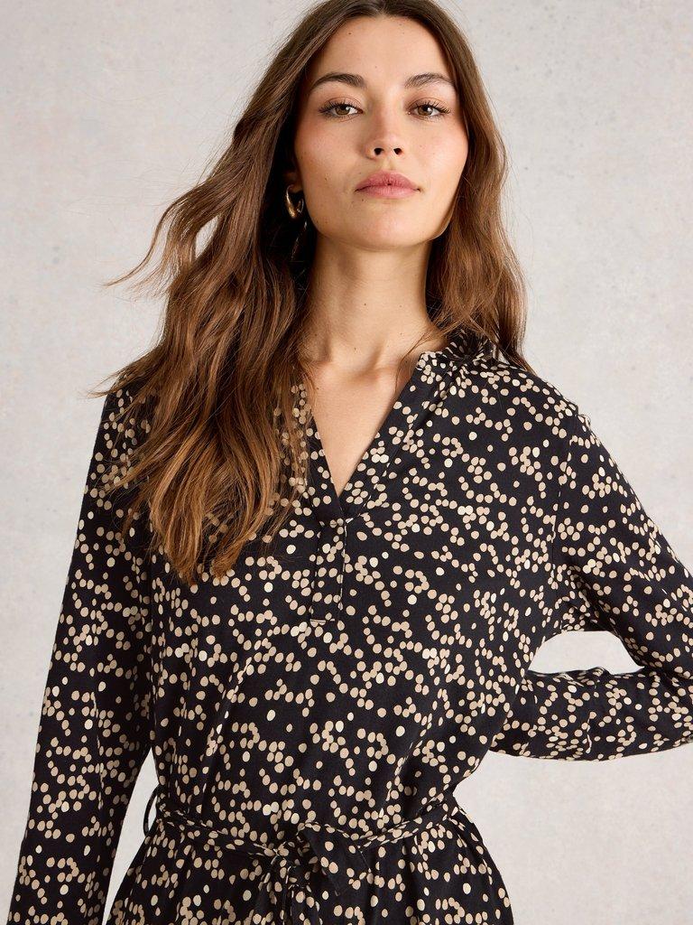 Tina Jersey Dress in BLK PR - MODEL DETAIL