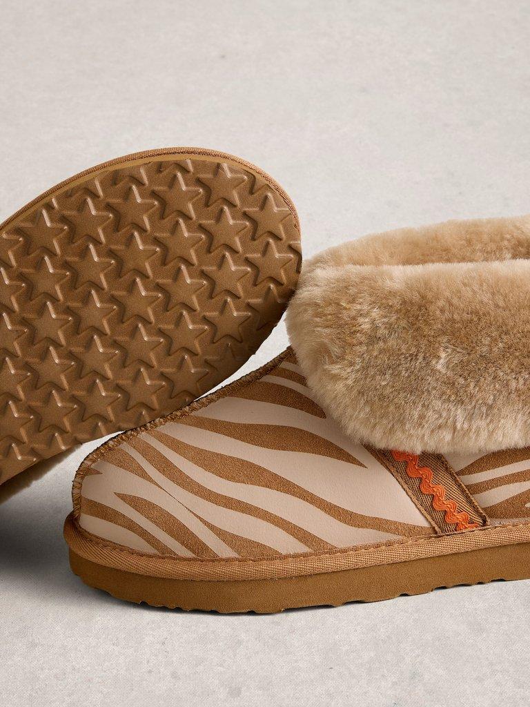 Shearling Suede Slipper Boot in TAN PR - FLAT DETAIL