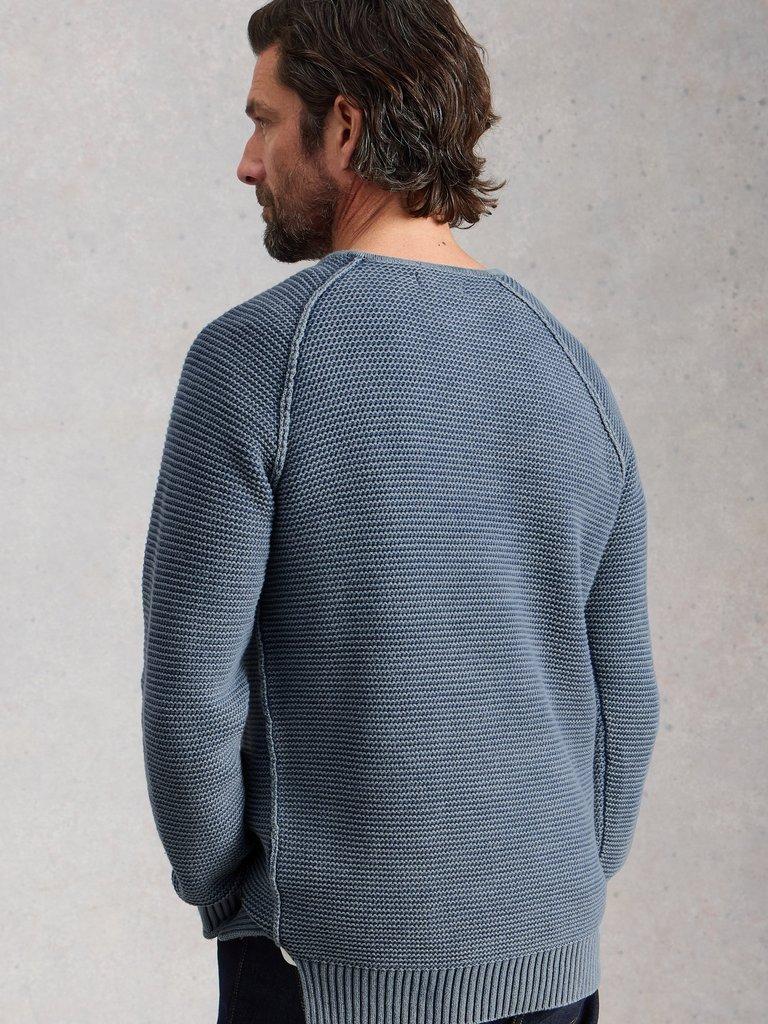 Gatley Henley in DUS BLUE - MODEL BACK