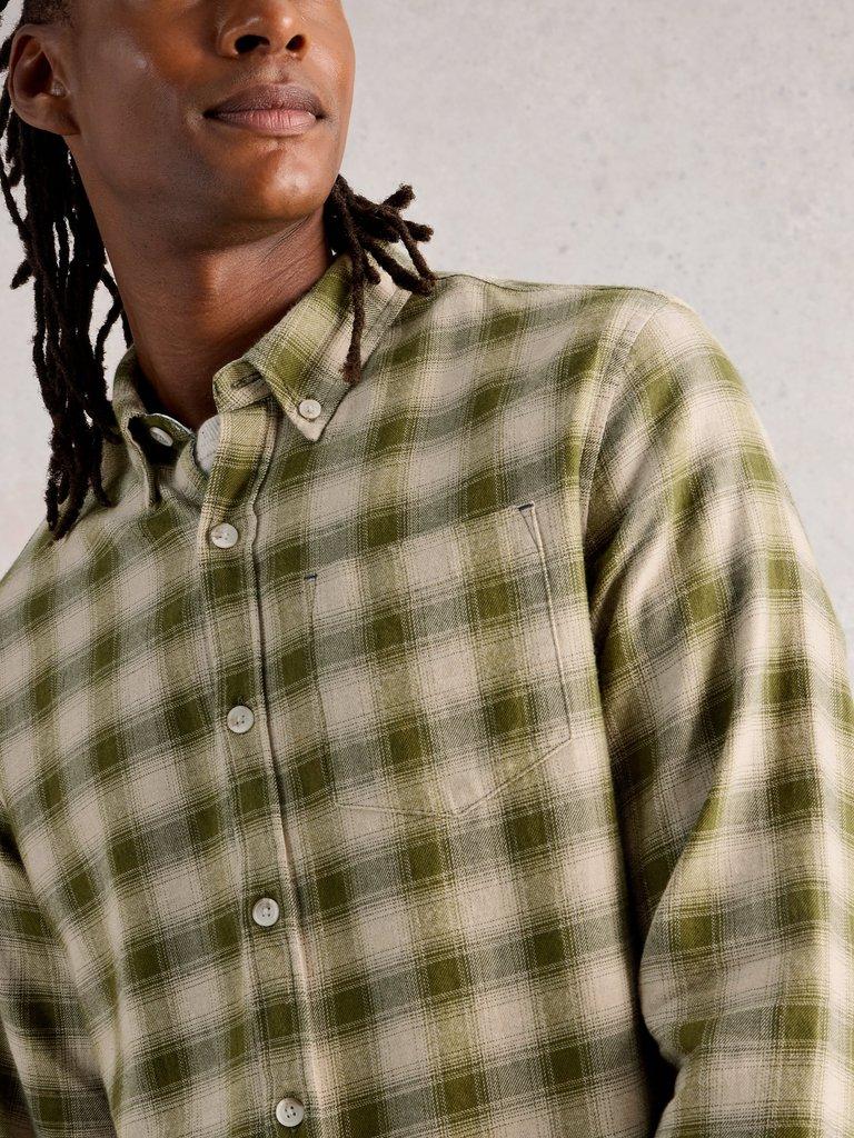 Ludlow Two Toned Check Shirt in GREEN MLT - MODEL DETAIL