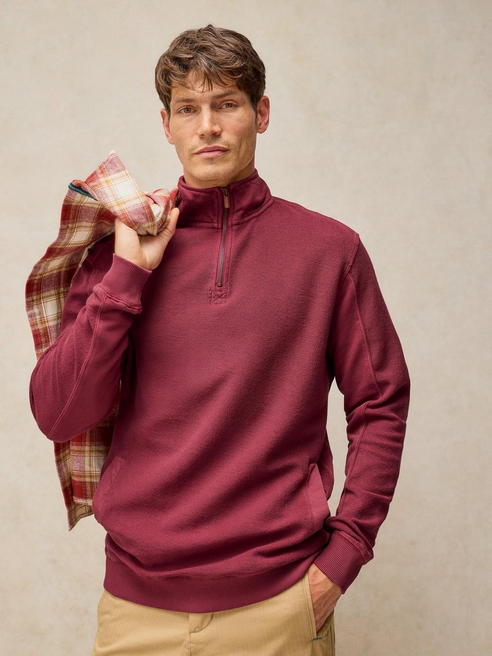 Sidmouth Half Zip in DK RED - MODEL DETAIL