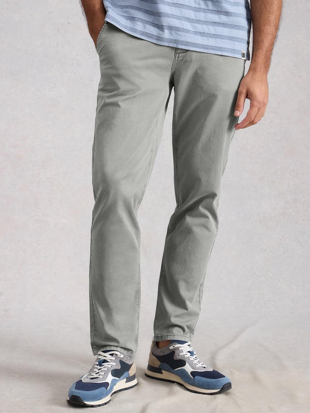 Sutton Chino Trouser Organic in LGT GREY - MODEL DETAIL