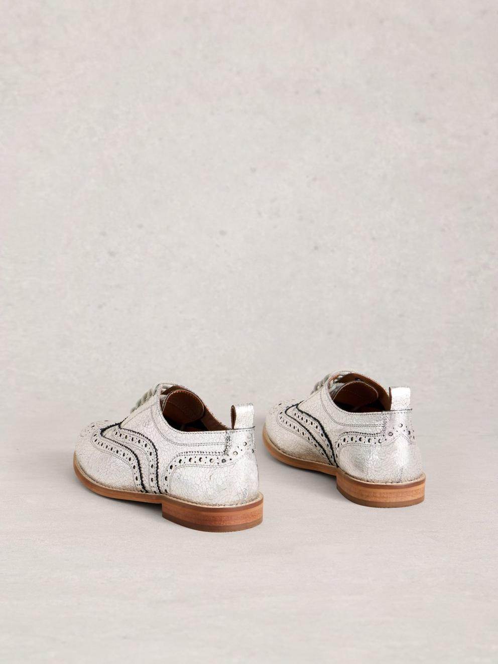 Thistle Lace Up Stitch Brogues in SLV TN MET - FLAT BACK