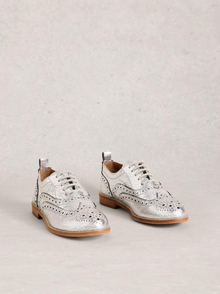 Thistle Lace Up Stitch Brogues in SLV TN MET - FLAT FRONT