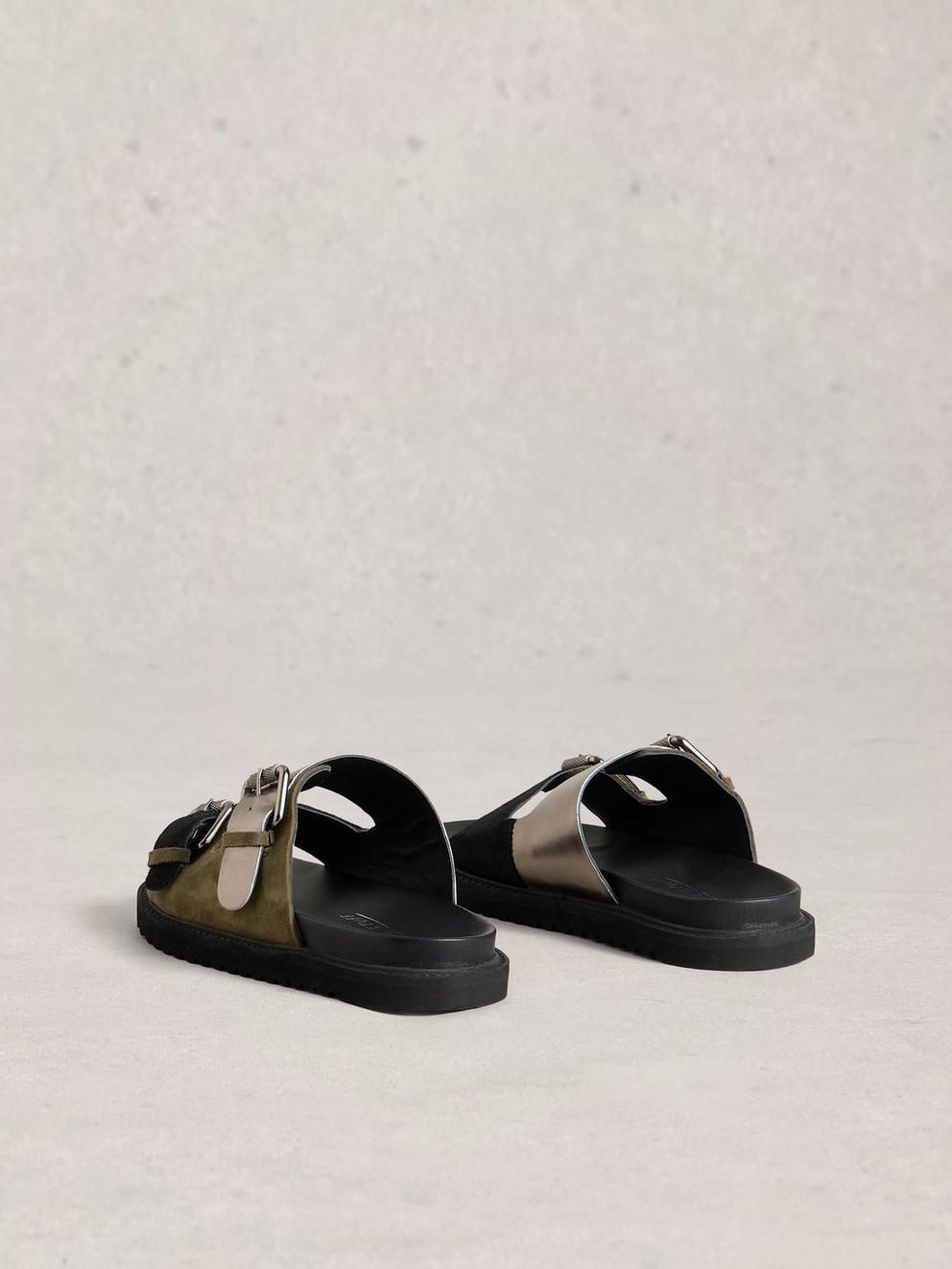 Patty Footbed in BLK MLT - FLAT BACK