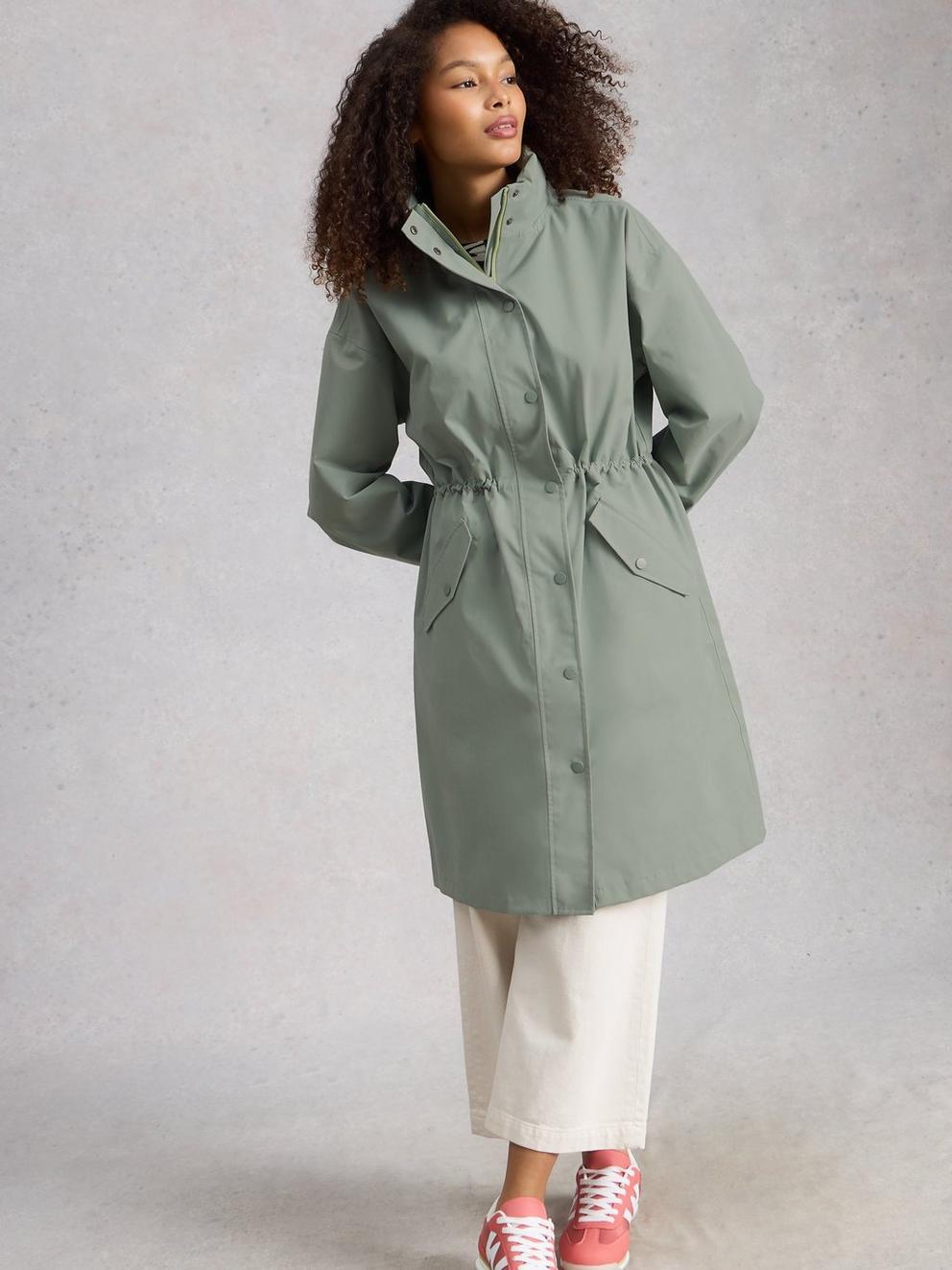 Beth Waterproof Coat in MID GREEN - MODEL DETAIL