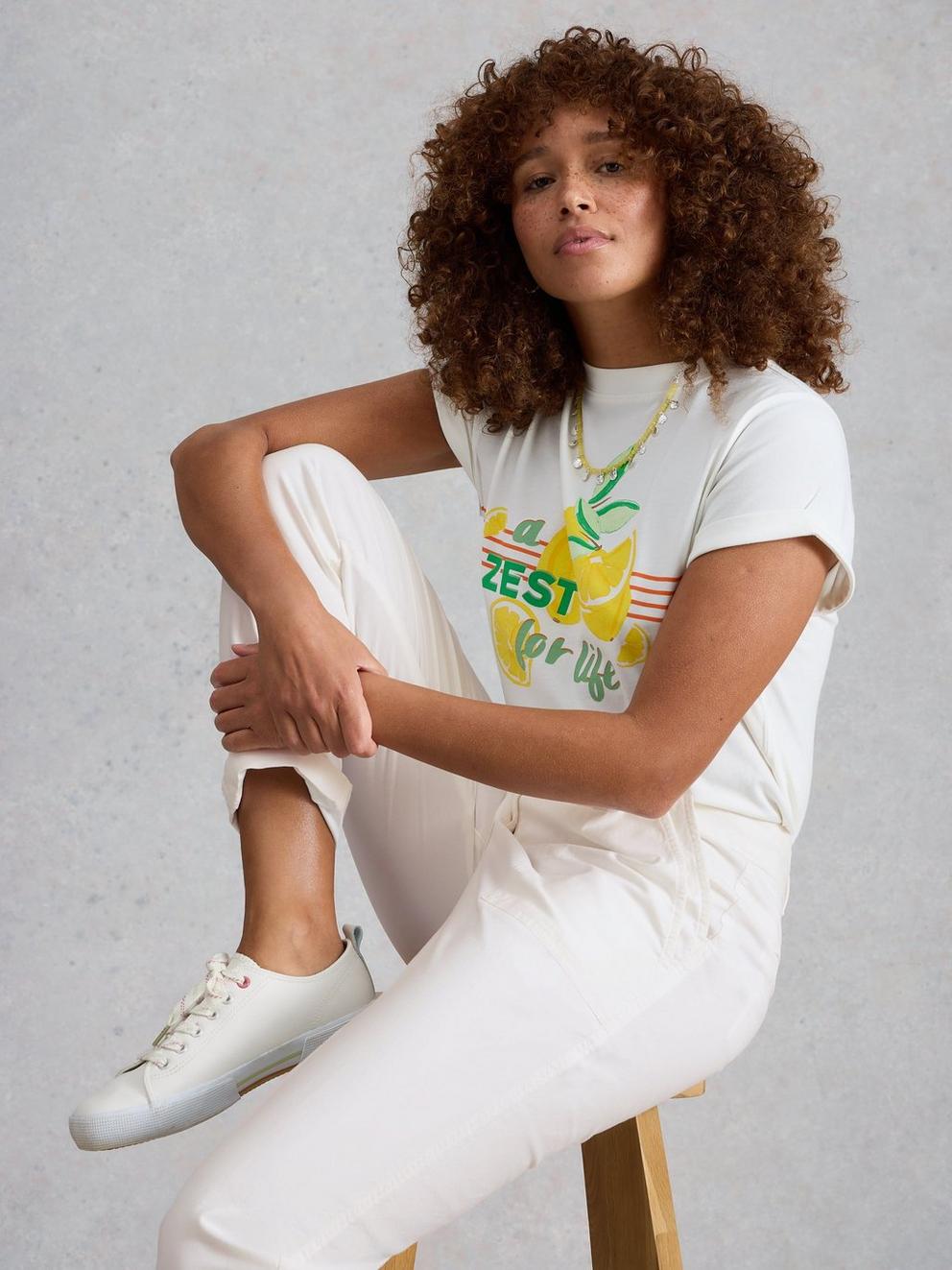 Twister Chino Ankle Length Trouser in BRIL WHITE - LIFESTYLE