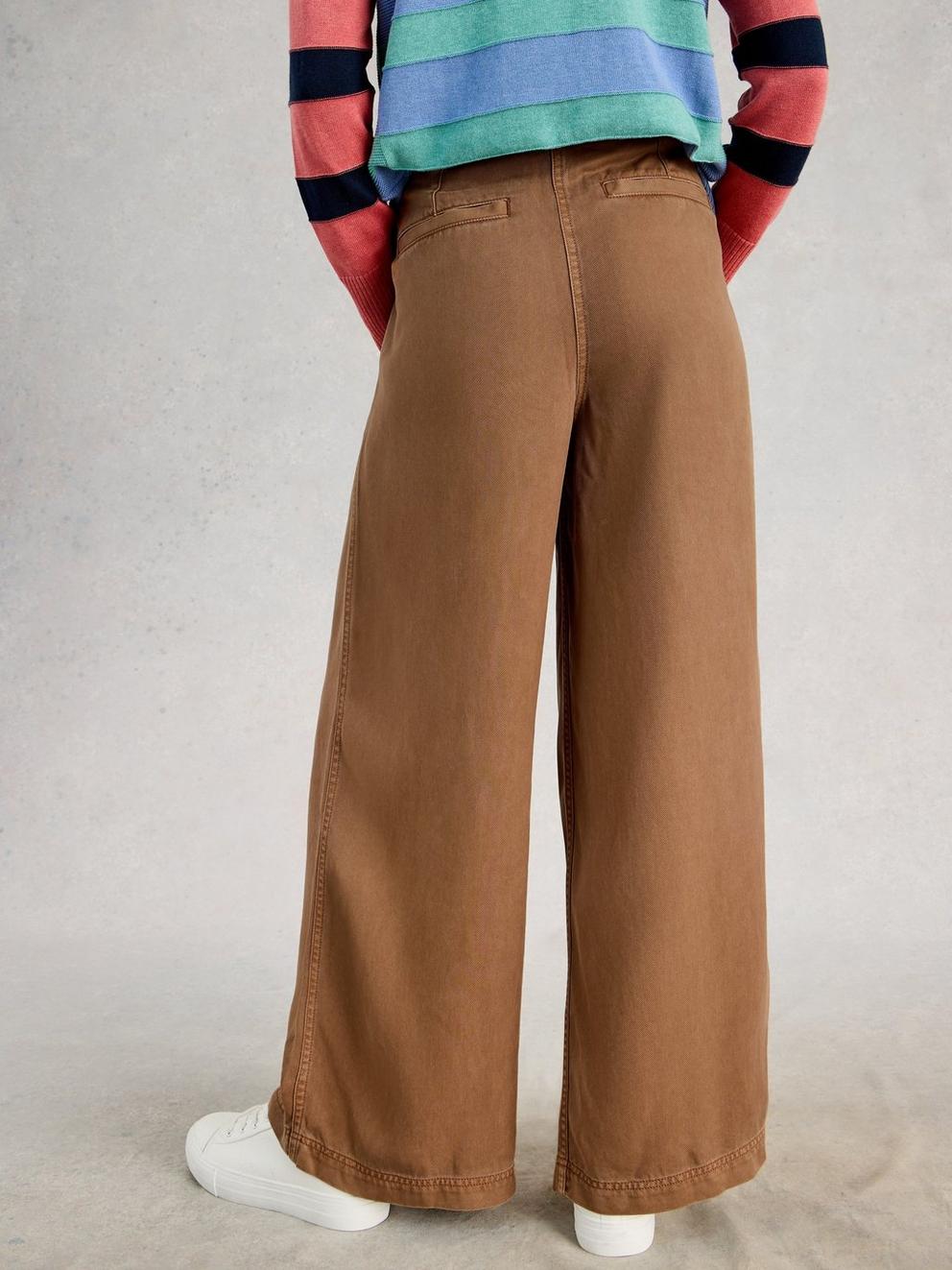 Sasha Full Length Wide Leg Trouser in MID TAN - MODEL BACK