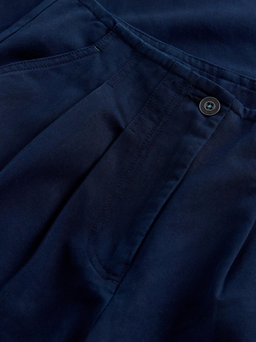 Clara Wide Leg Trouser in DARK NAVY - FLAT DETAIL