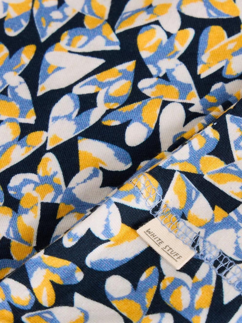 Versatile Neck Jersey Roll in CHART PR - FLAT DETAIL