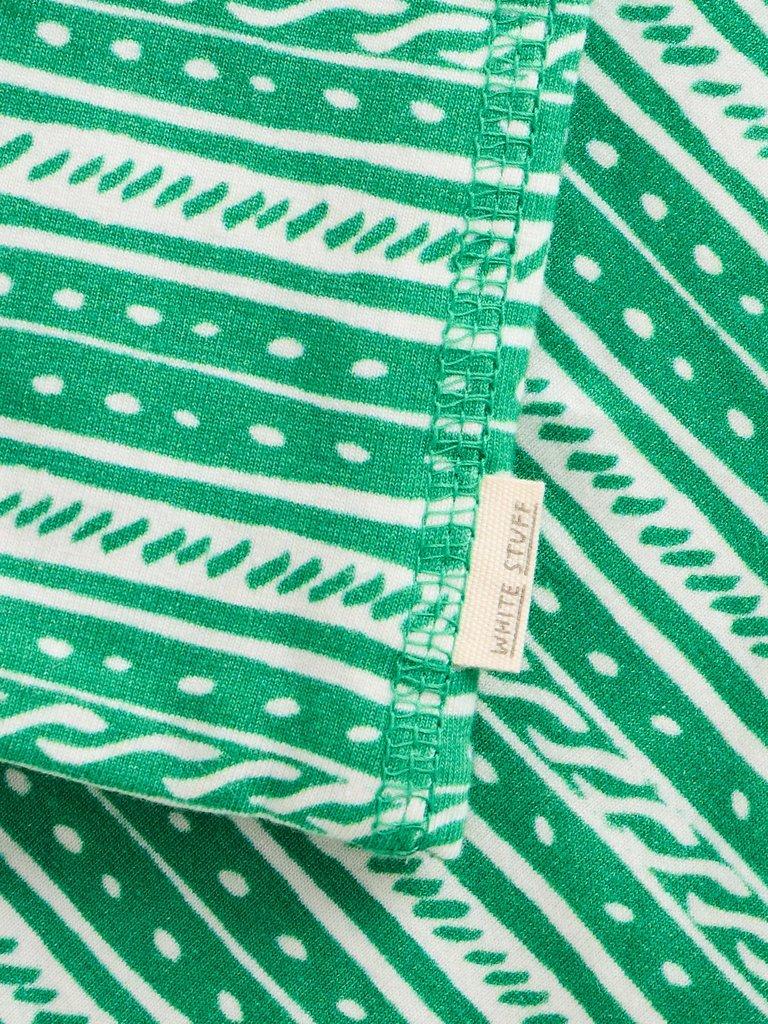 Versatile Neck Jersey Roll in GREEN MLT - FLAT DETAIL