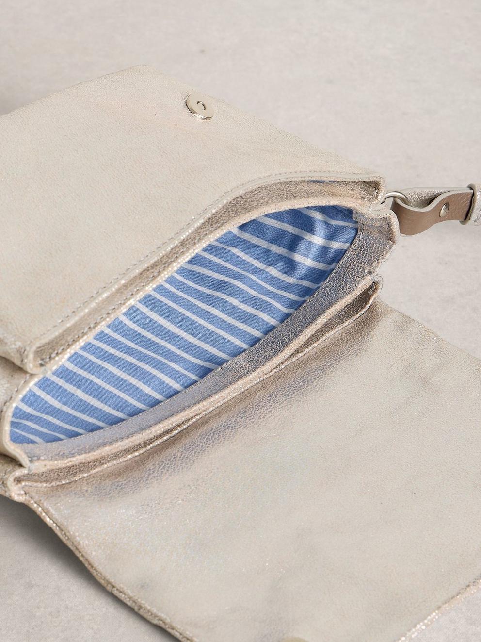 Tiggy Zip Crossbody Bag in SLV TN MET - FLAT DETAIL