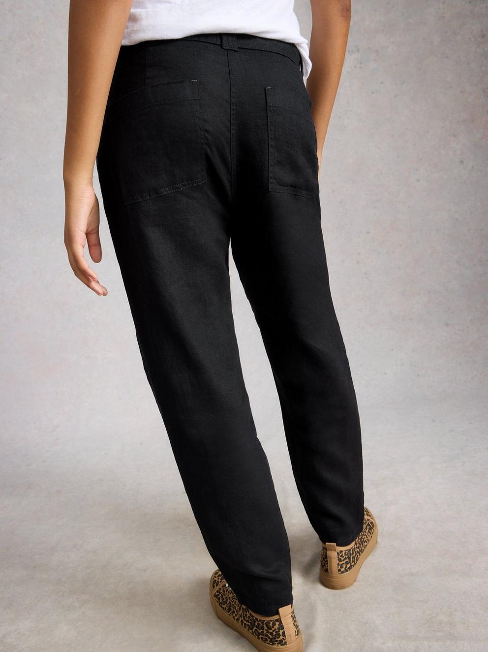 Hadley Linen Trouser in PURE BLK - MODEL BACK