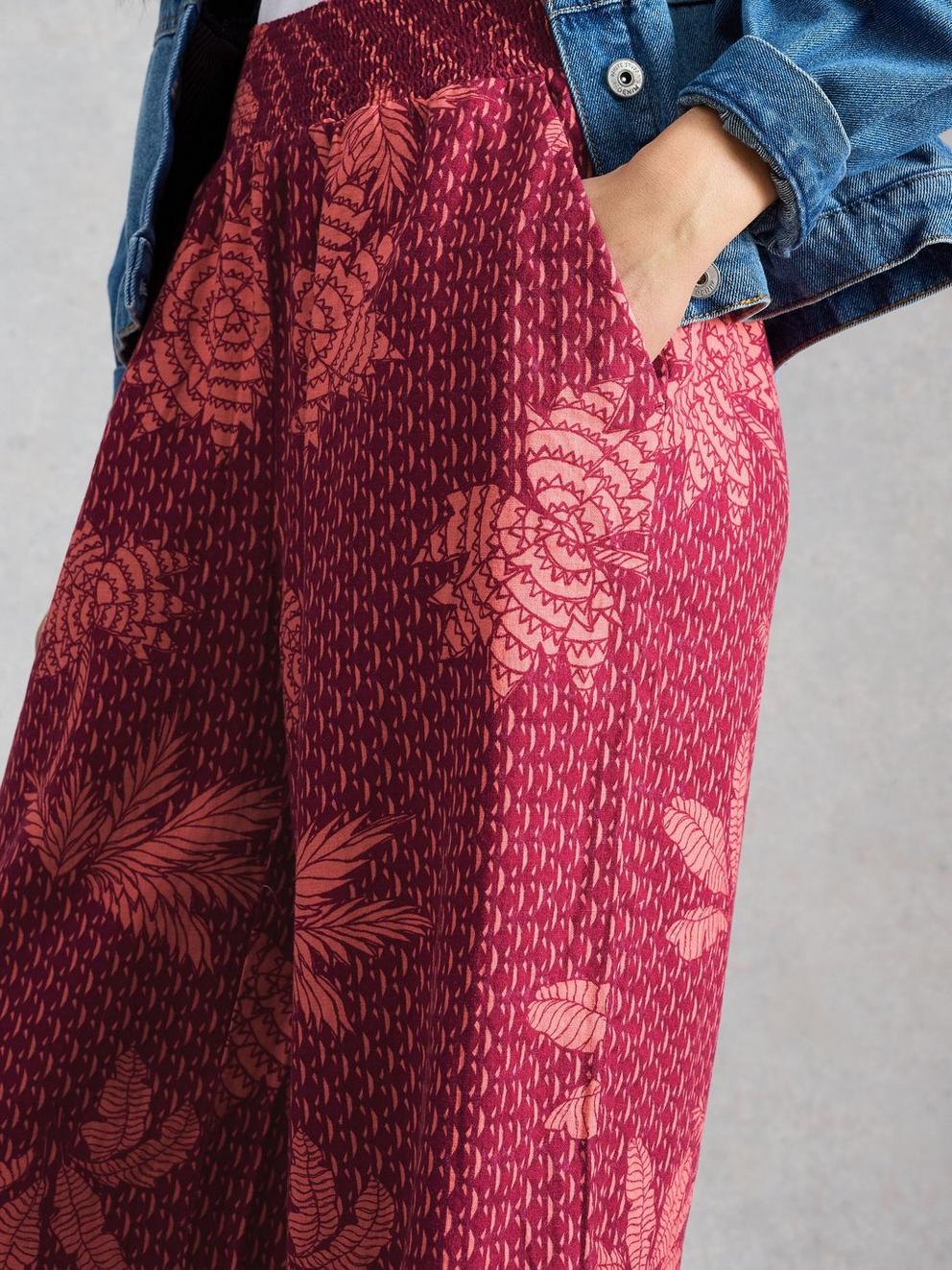 Shelly Linen Crop Blend Culotte in PINK PR - MODEL DETAIL