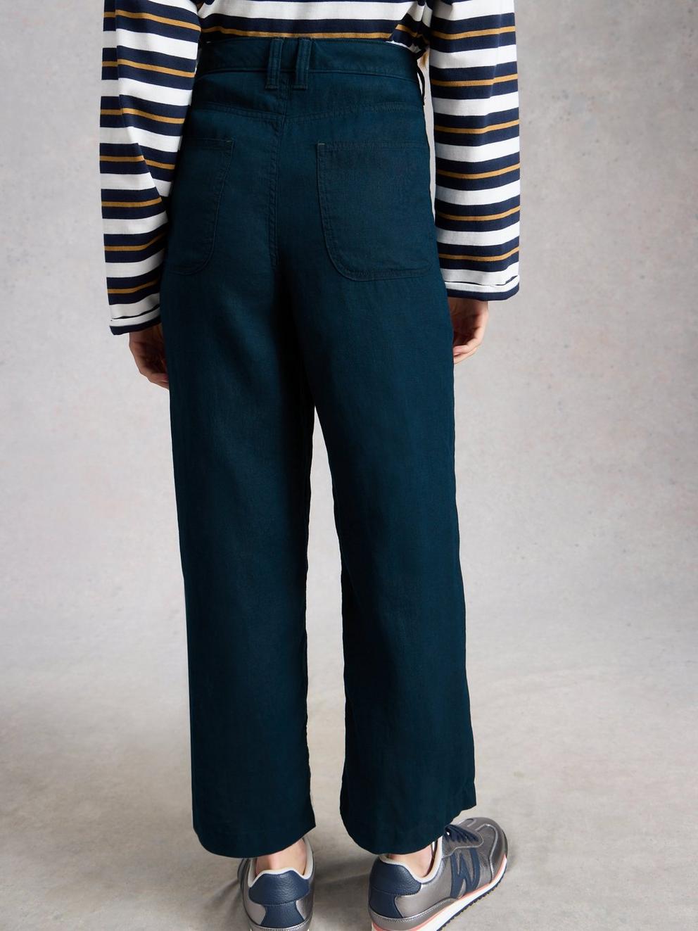 Tia Linen Wide Leg Crop in DARK NAVY - MODEL BACK