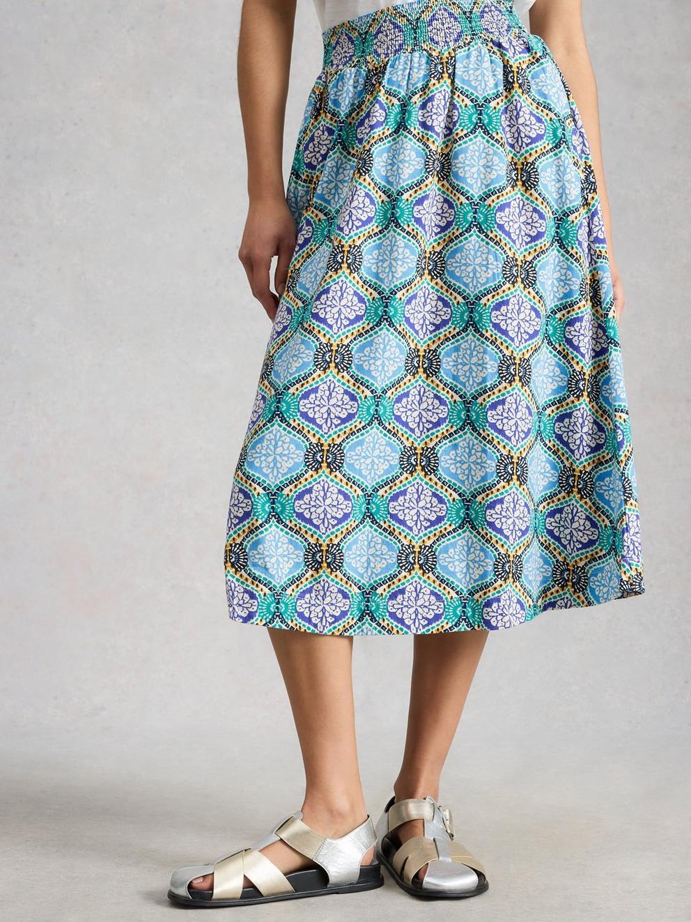 Shelly Linen Blend Midi Skirt in BLUE MLT - LIFESTYLE