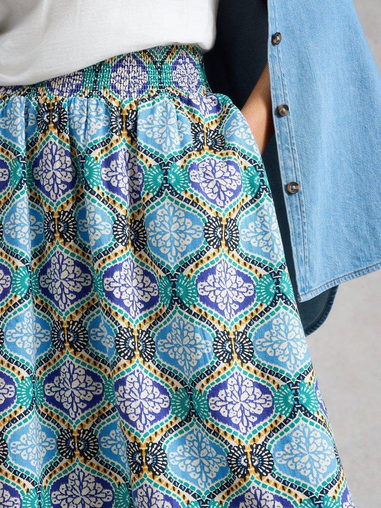 Shelly Linen Blend Midi Skirt in BLUE MLT - MODEL DETAIL