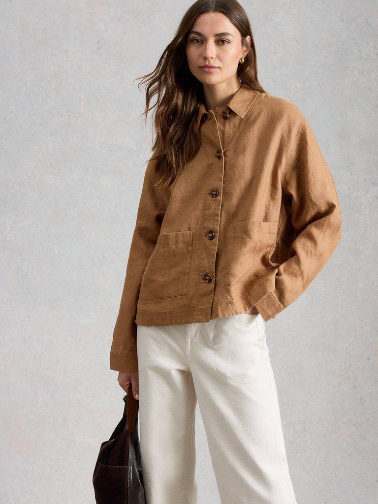 Isabel Linen Jacket in MID TAN - MODEL DETAIL