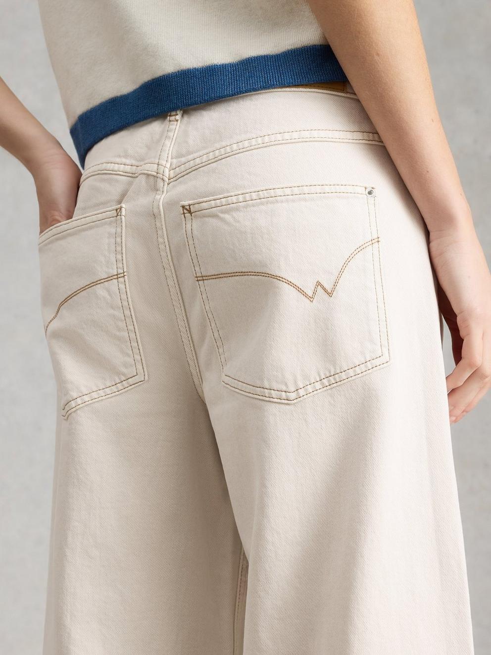 Bailey Straight Turn Up Jean in NAT WHITE - MODEL DETAIL