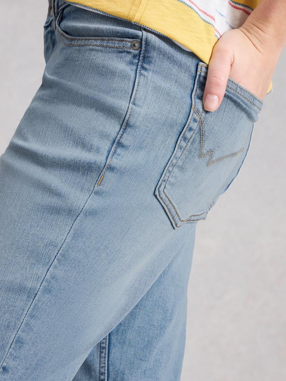 Taylor Straight Full Length Jean in LGT DENIM - MODEL DETAIL