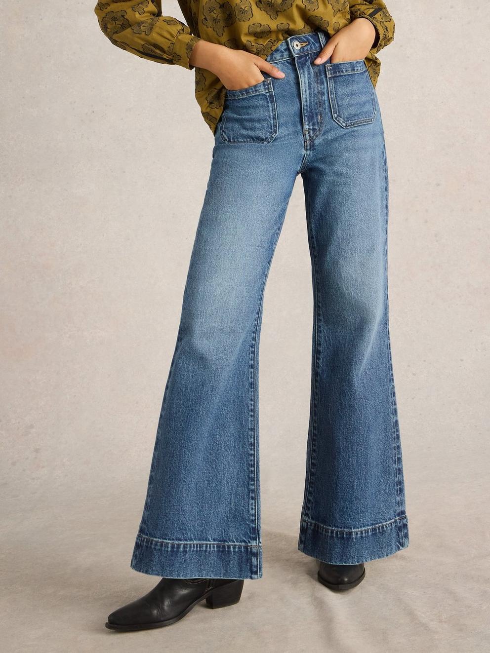 Frankie Flare Jeans in MID DENIM - LIFESTYLE