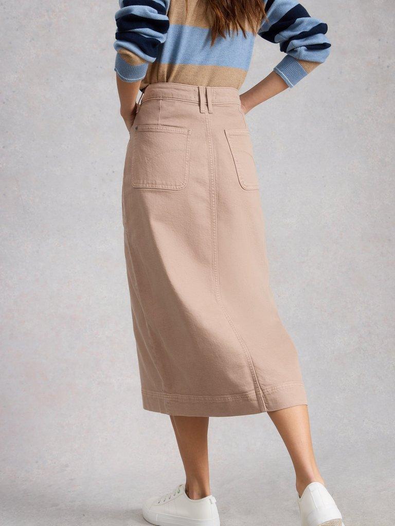 Tia Midi Denim Skirt in DK NAT - MODEL BACK