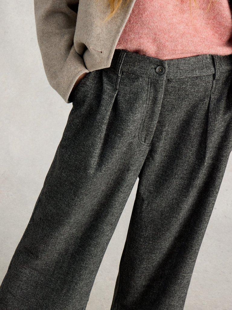 Belle Tweedy Wide Leg Crop in GREY MLT - MODEL DETAIL