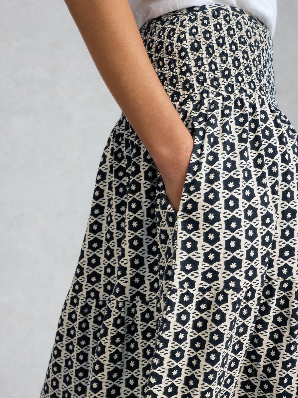 Jersey Marissa Maxi Skirt in BLK PR - MODEL DETAIL