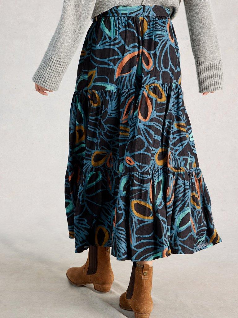 Lotus Print Maxi Skirt in BLK MLT - MODEL BACK