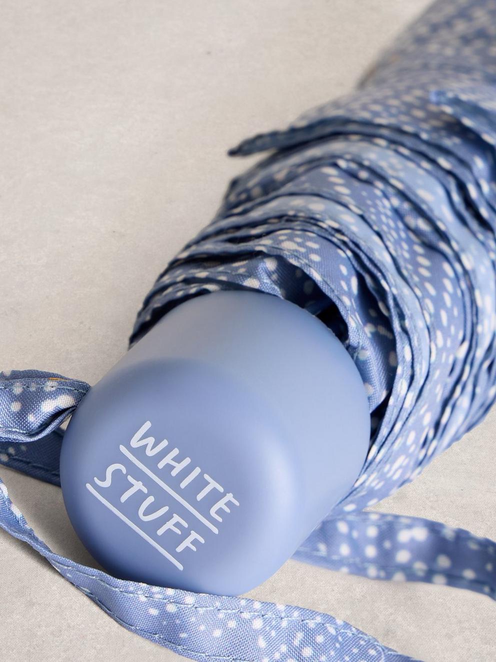 Umbrella in BLUE PR - FLAT DETAIL