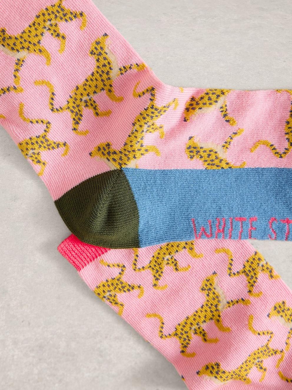 Novelty Cheetah Ankle Sock in MID PINK - FLAT DETAIL
