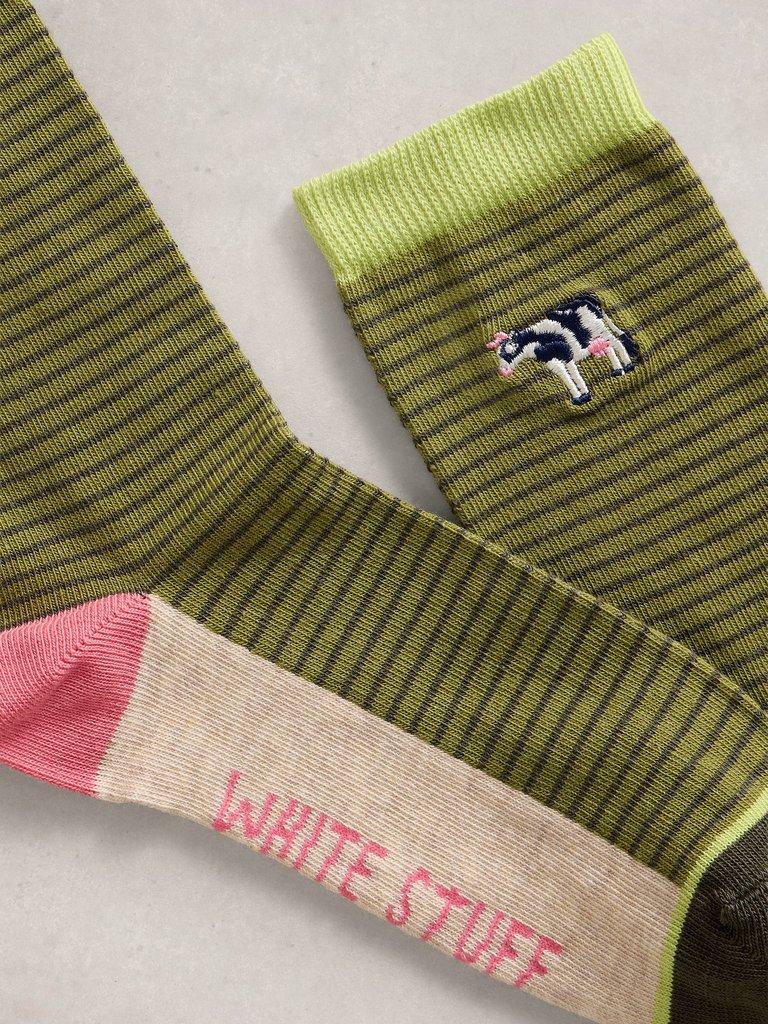Embroidered Cow Ankle Sock in DK GREEN - FLAT DETAIL