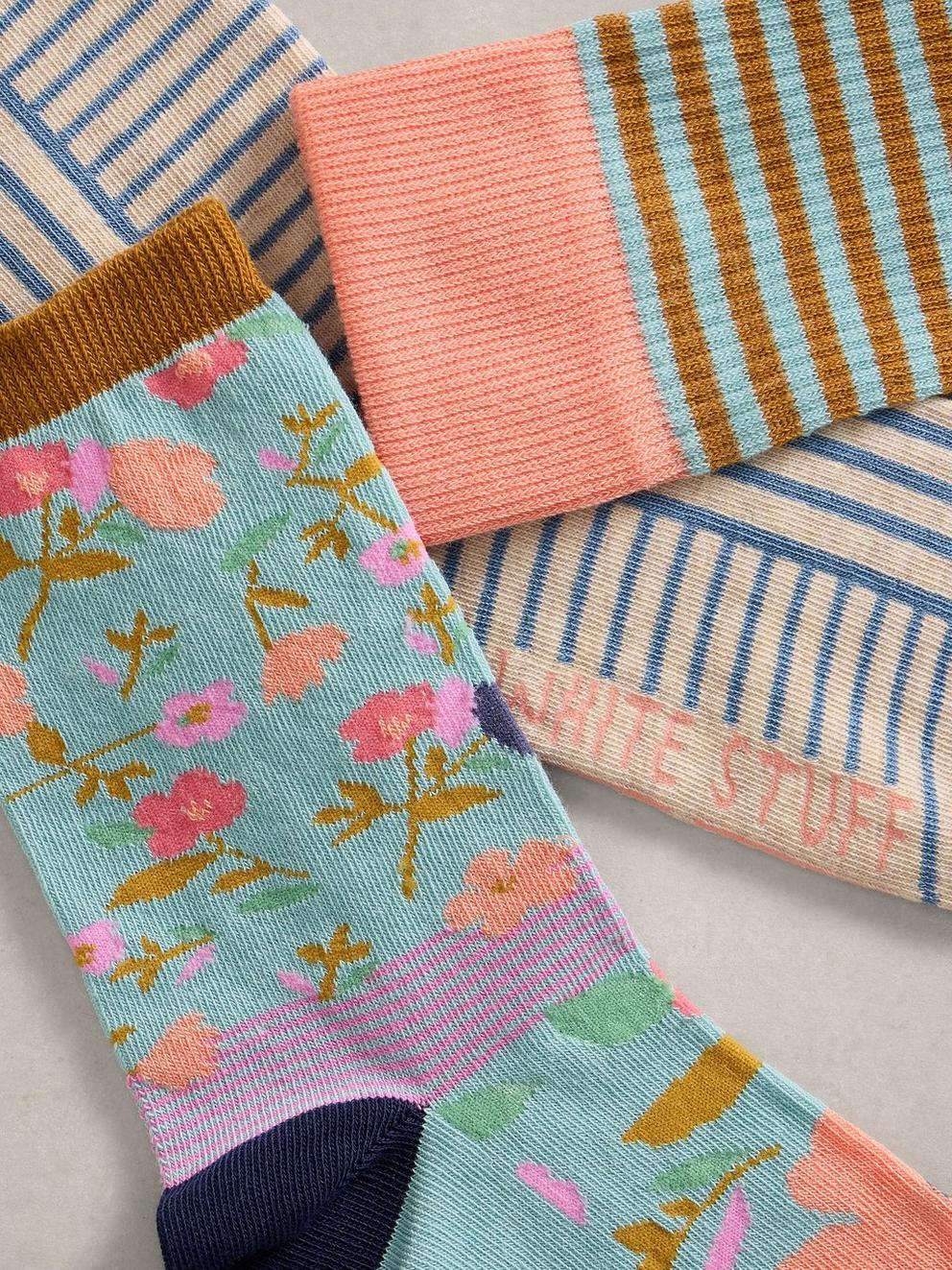 3PK Floral Stripe Socks in PINK MLT - FLAT DETAIL