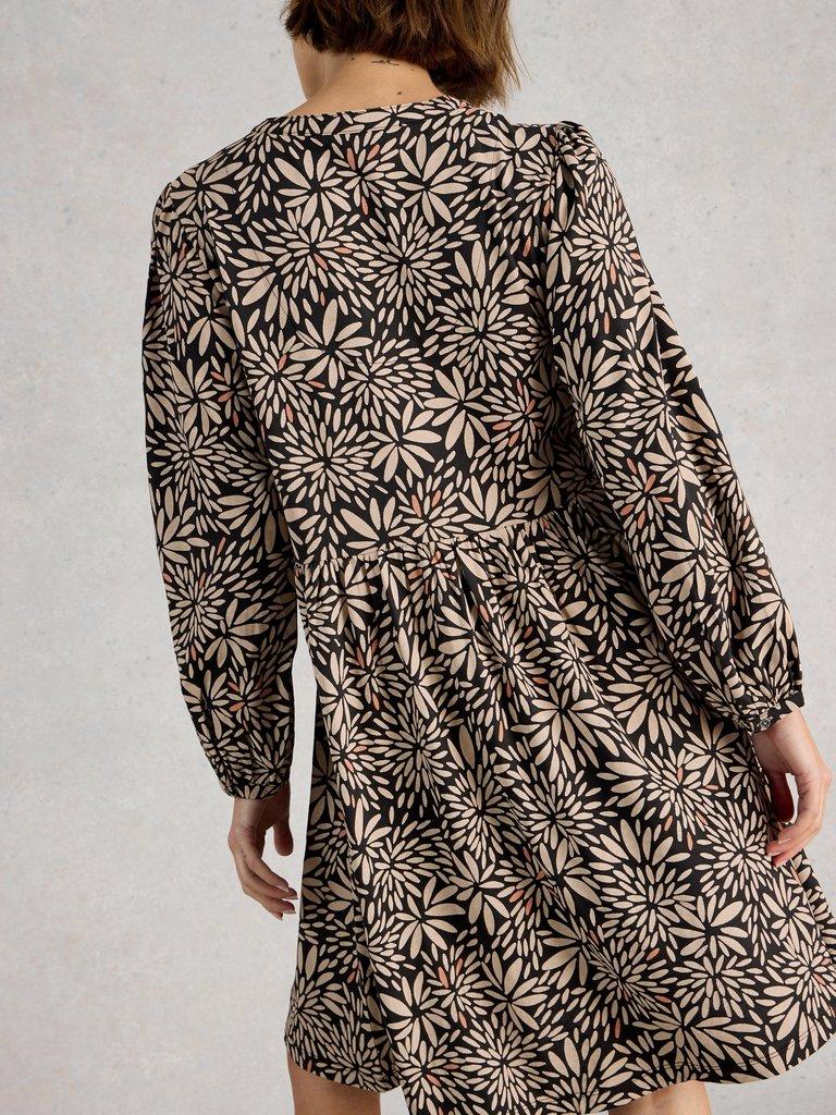 Lola Jersey Dress in TAN MULTI - MODEL BACK