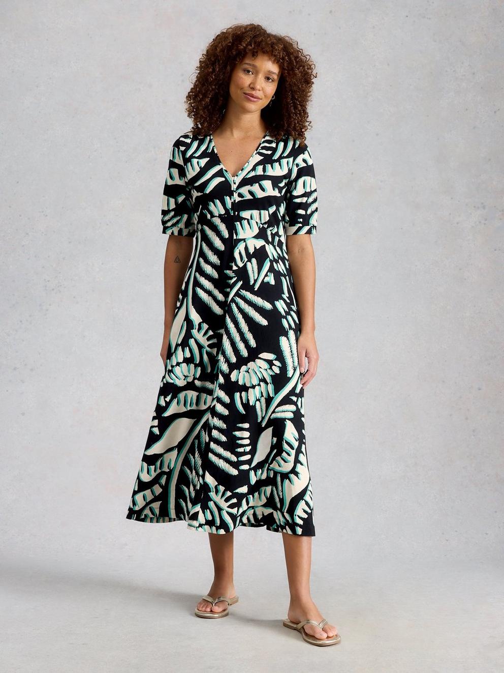 Megan Jersey Dress in BLK MLT - MODEL DETAIL