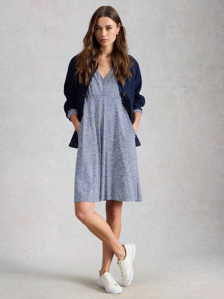 Meg Jersey Dress in BLUE MLT - MODEL FRONT