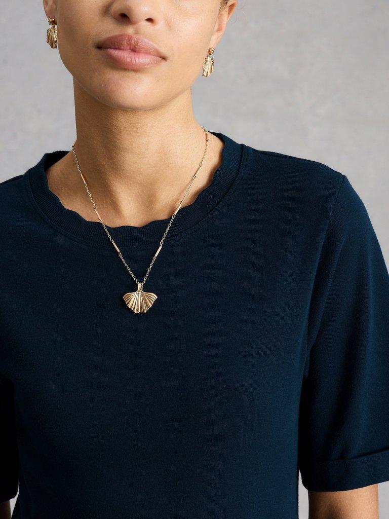 Shay Jersey Mix Dress in NAVY MULTI - MODEL DETAIL