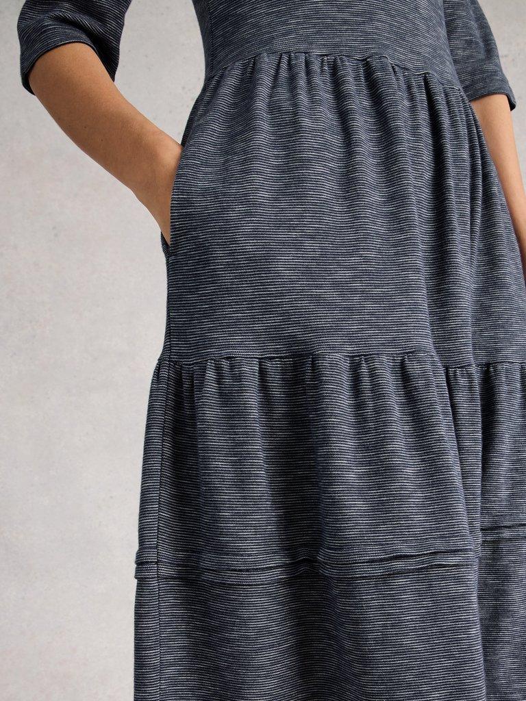 Vera Jersey Dress in NAVY MULTI - MODEL DETAIL